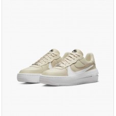 Кросiвки Nike DJ9946-200